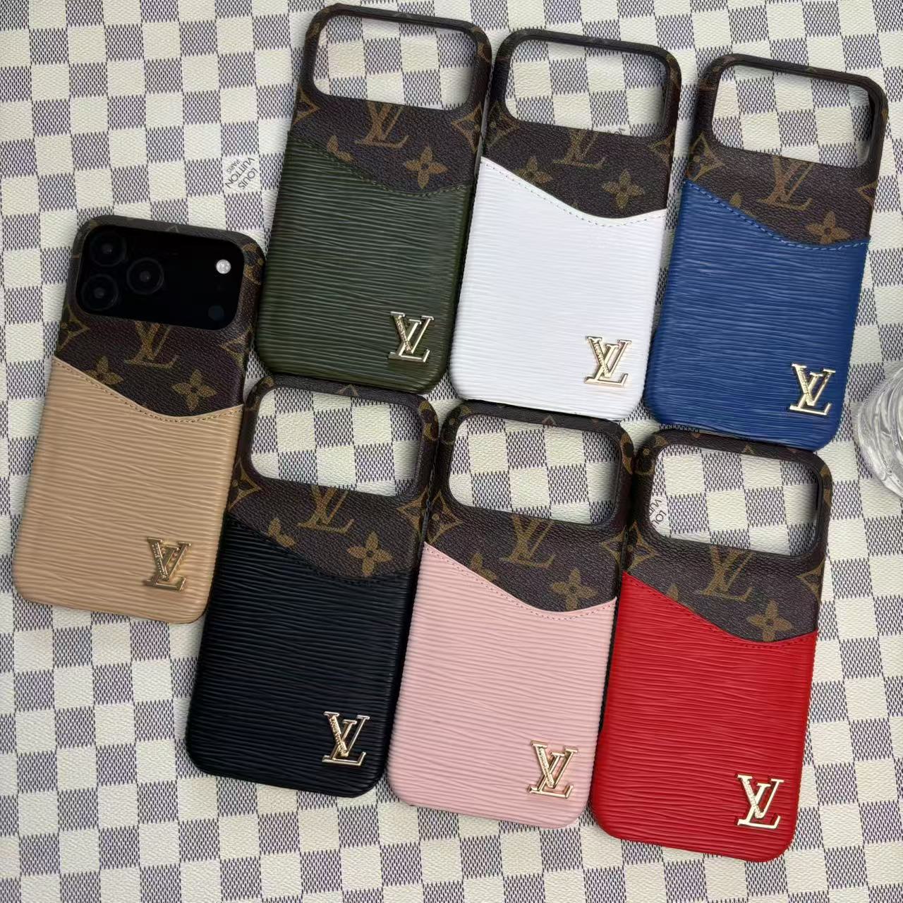 Luxurious iPhone Cover (card slot)