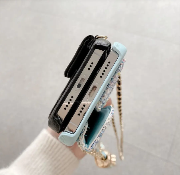 Luxurious iPhone Cover（With chain）